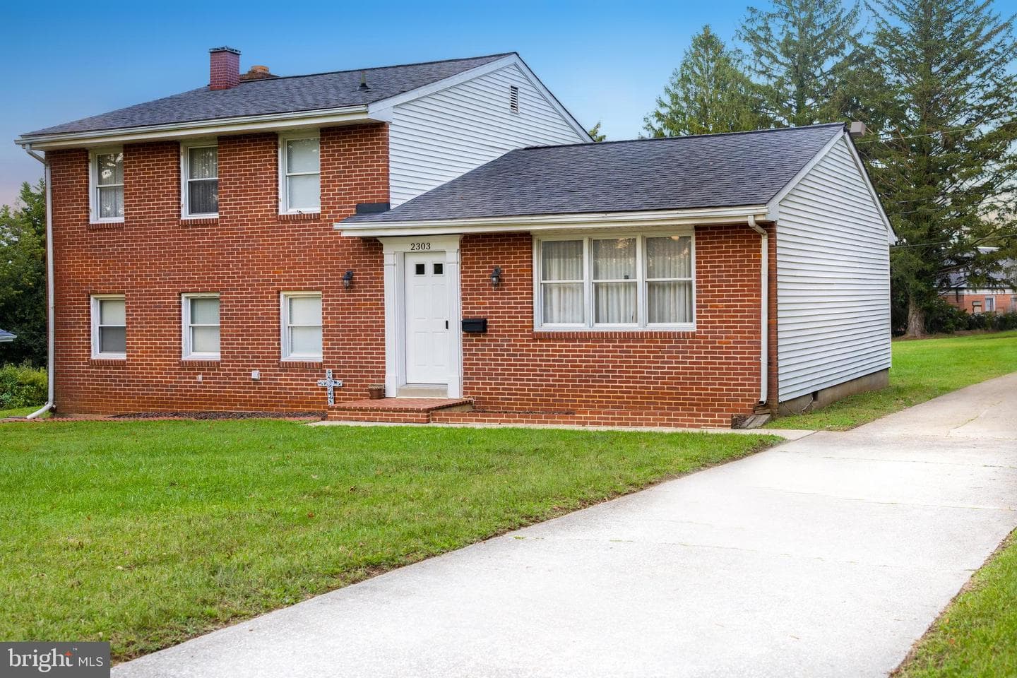 2303 Wuthering Road photo 35