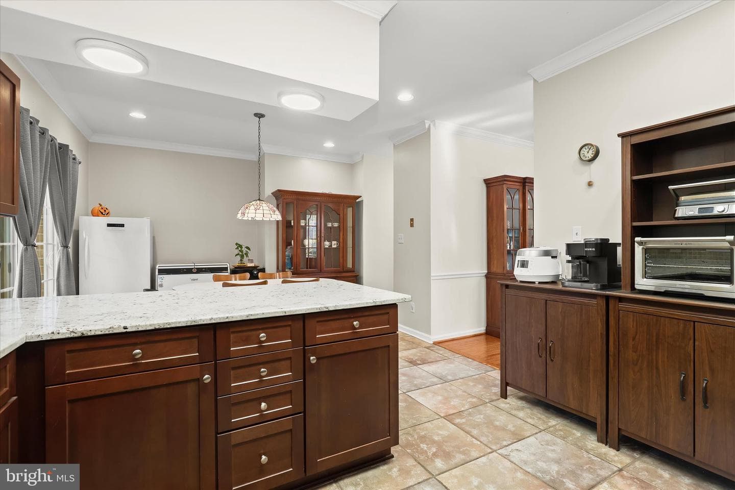 28 Alderman Court photo 16