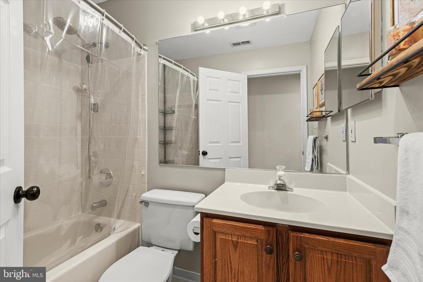 28 Alderman Court photo 35
