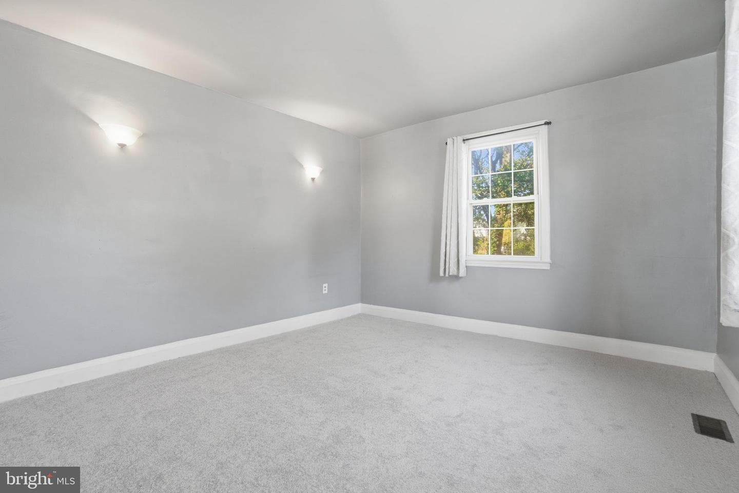 121 1st Avenue photo 13