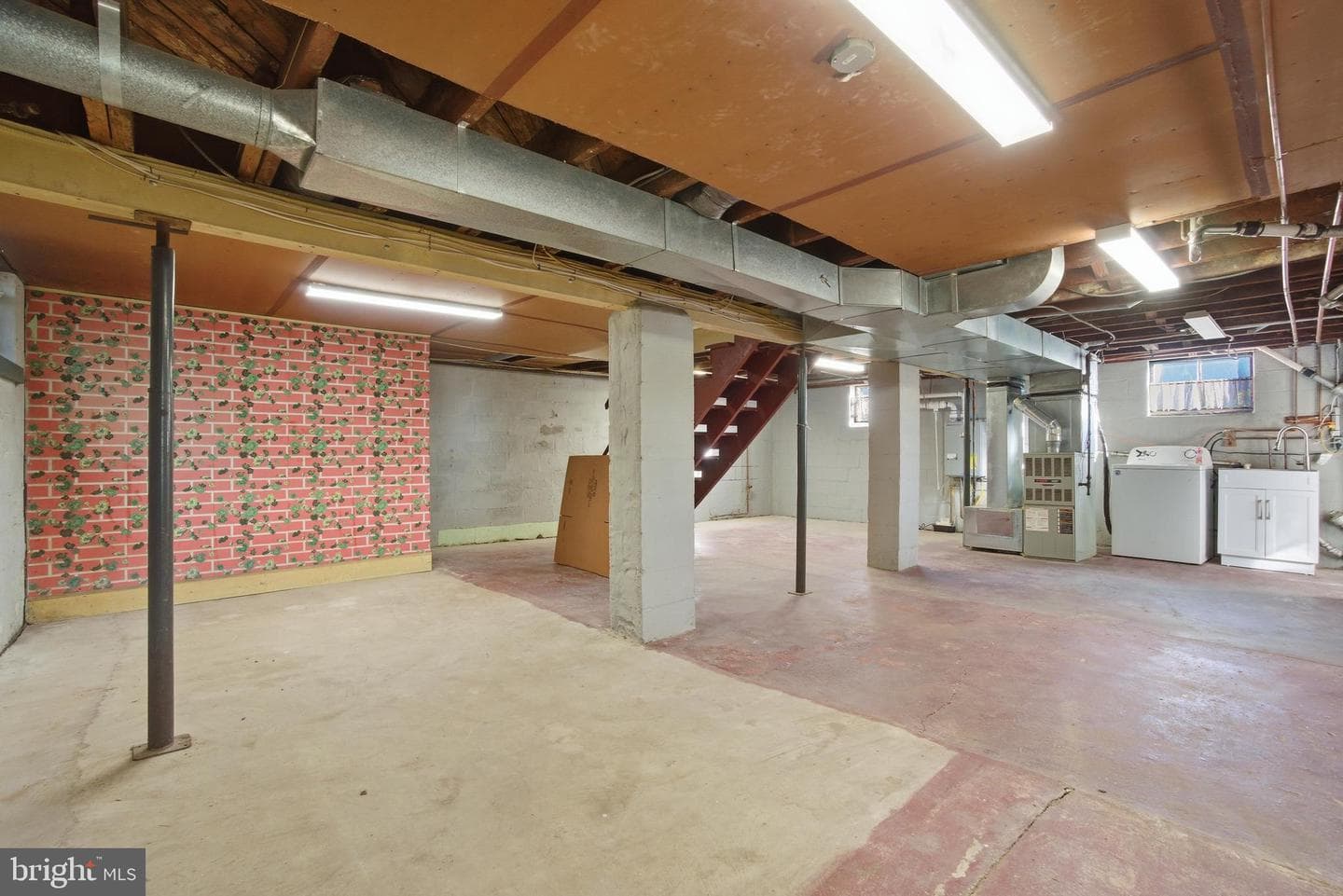 121 1st Avenue photo 32