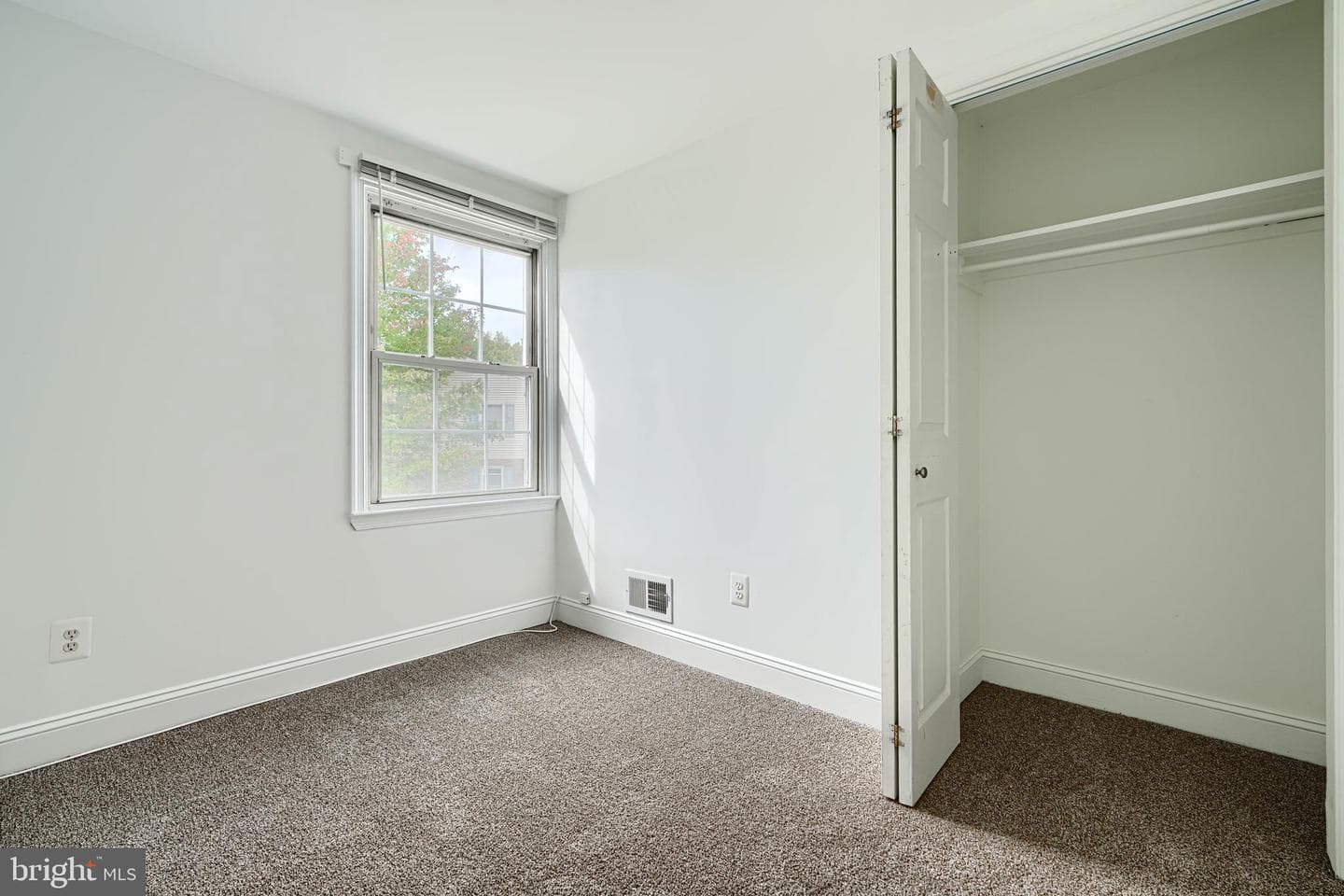 3500 Moultree photo 22