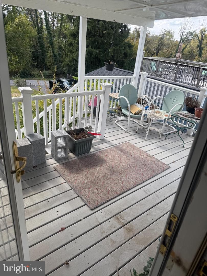 111 Ridge Avenue photo 5