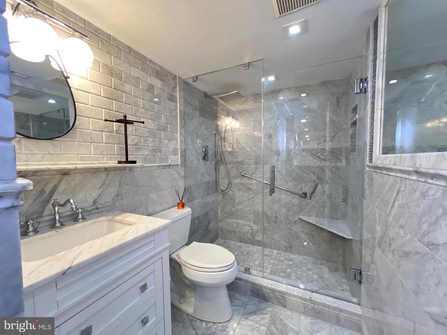 119 Castletown Road #302 photo 10