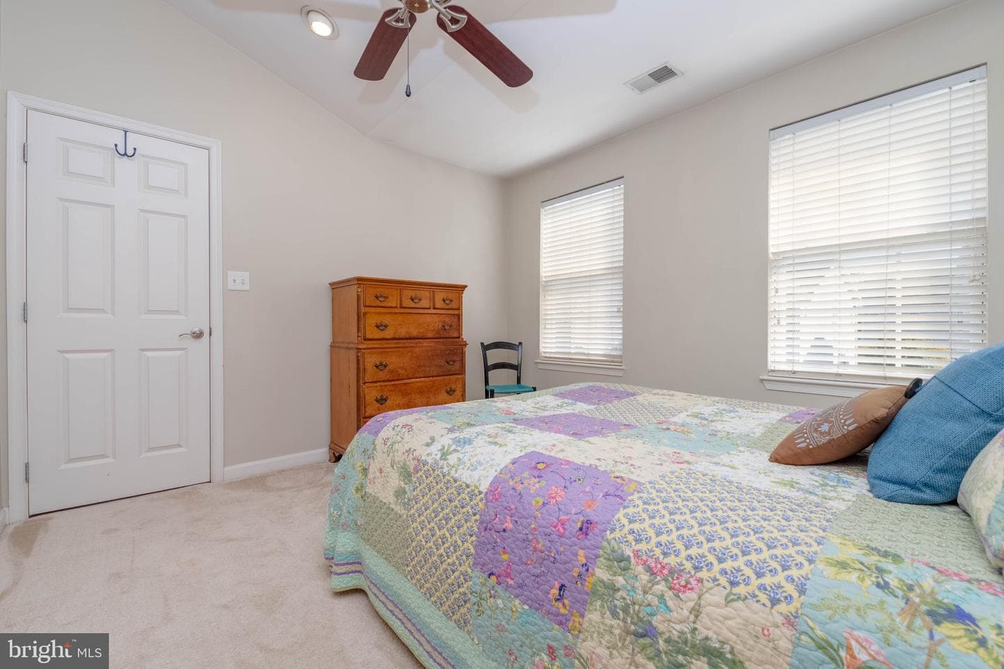 1605 Sandy Hollow Circle photo 32