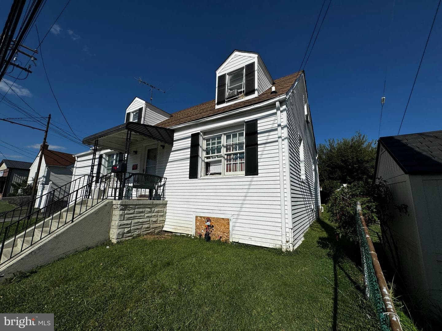 15 S Marlyn Avenue photo 2