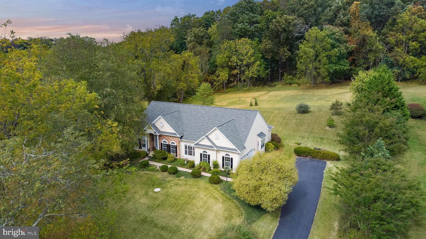 2202 River Bend Court photo 7