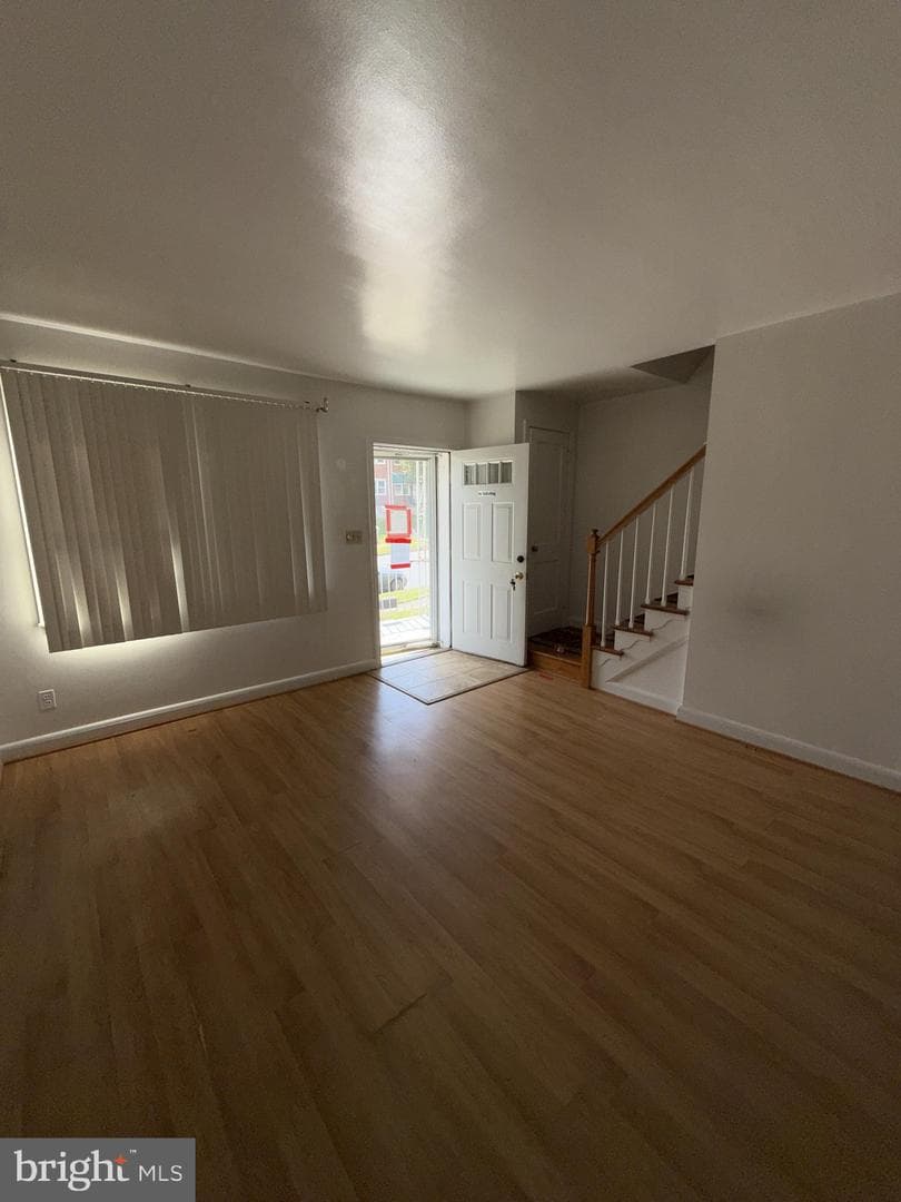 576 Welbrook Road photo 2