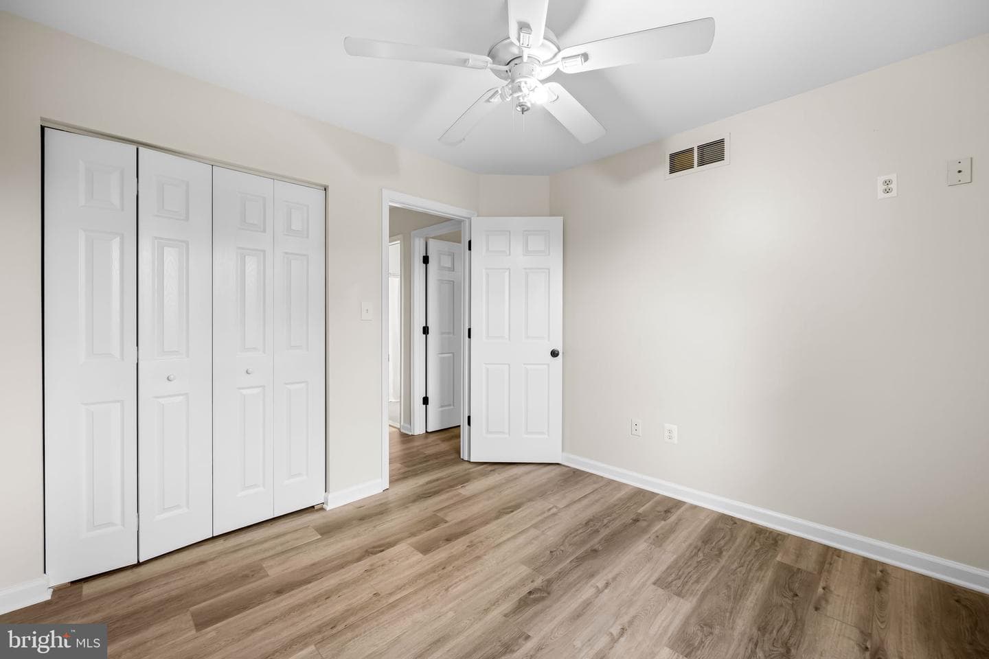 241 Green Fern Way photo 18