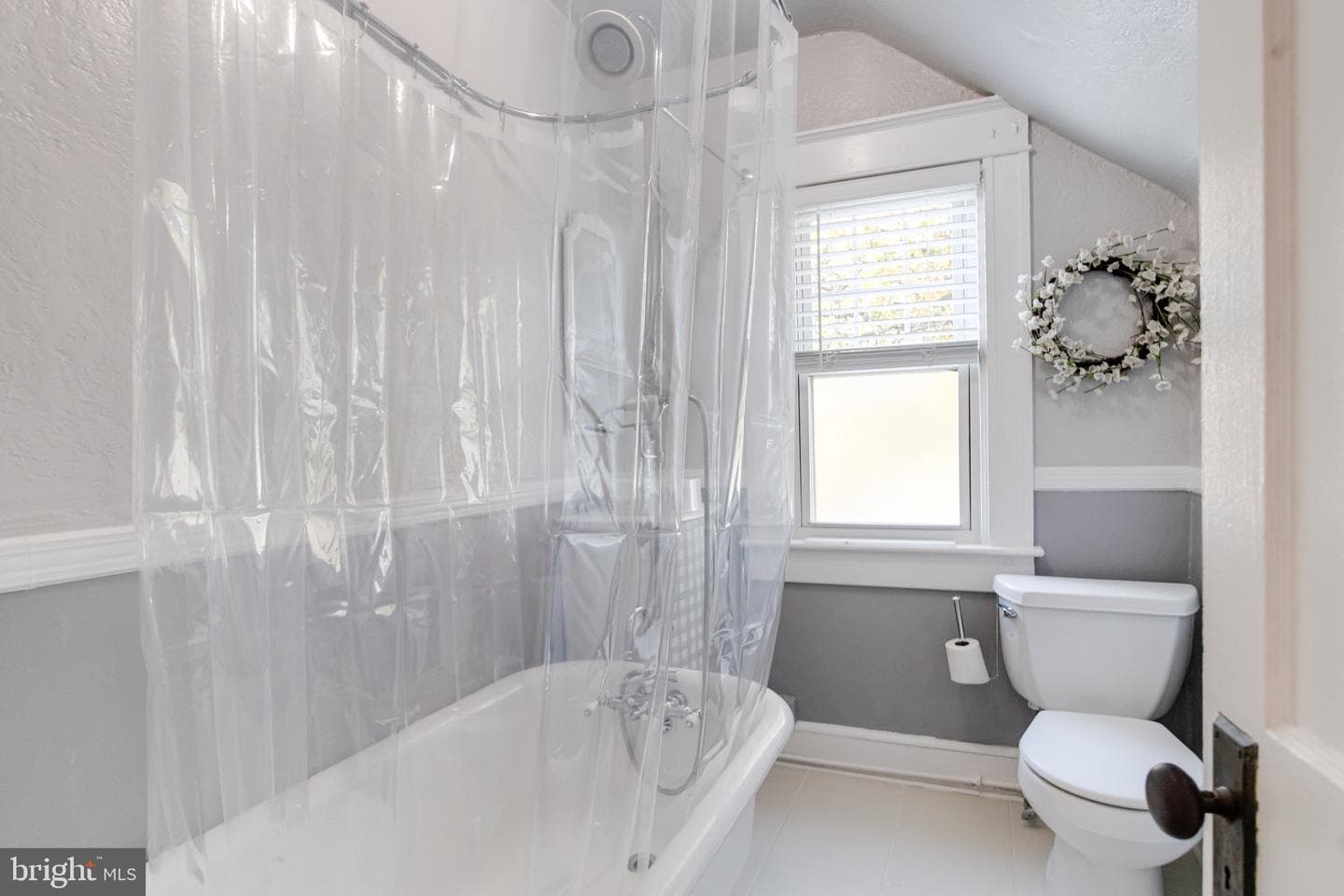 1329 Pine Grove Avenue photo 49