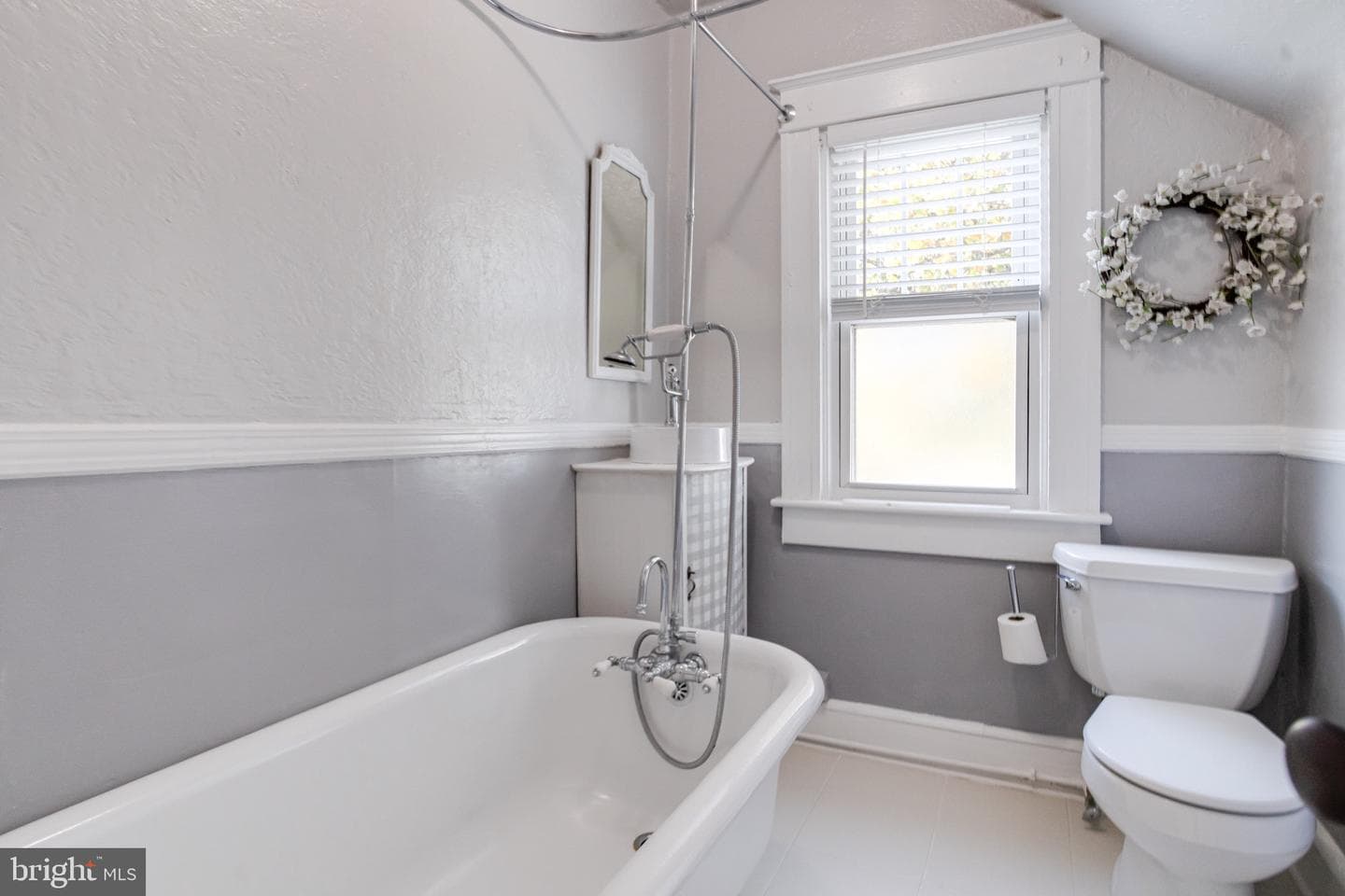 1329 Pine Grove Avenue photo 50