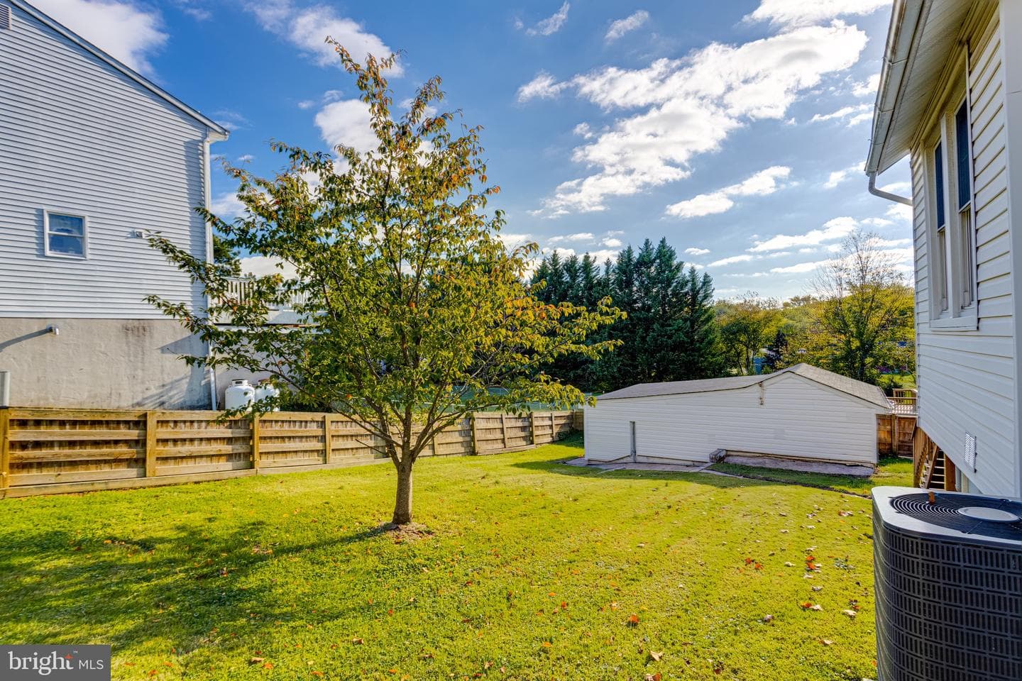 1329 Pine Grove Avenue photo 80