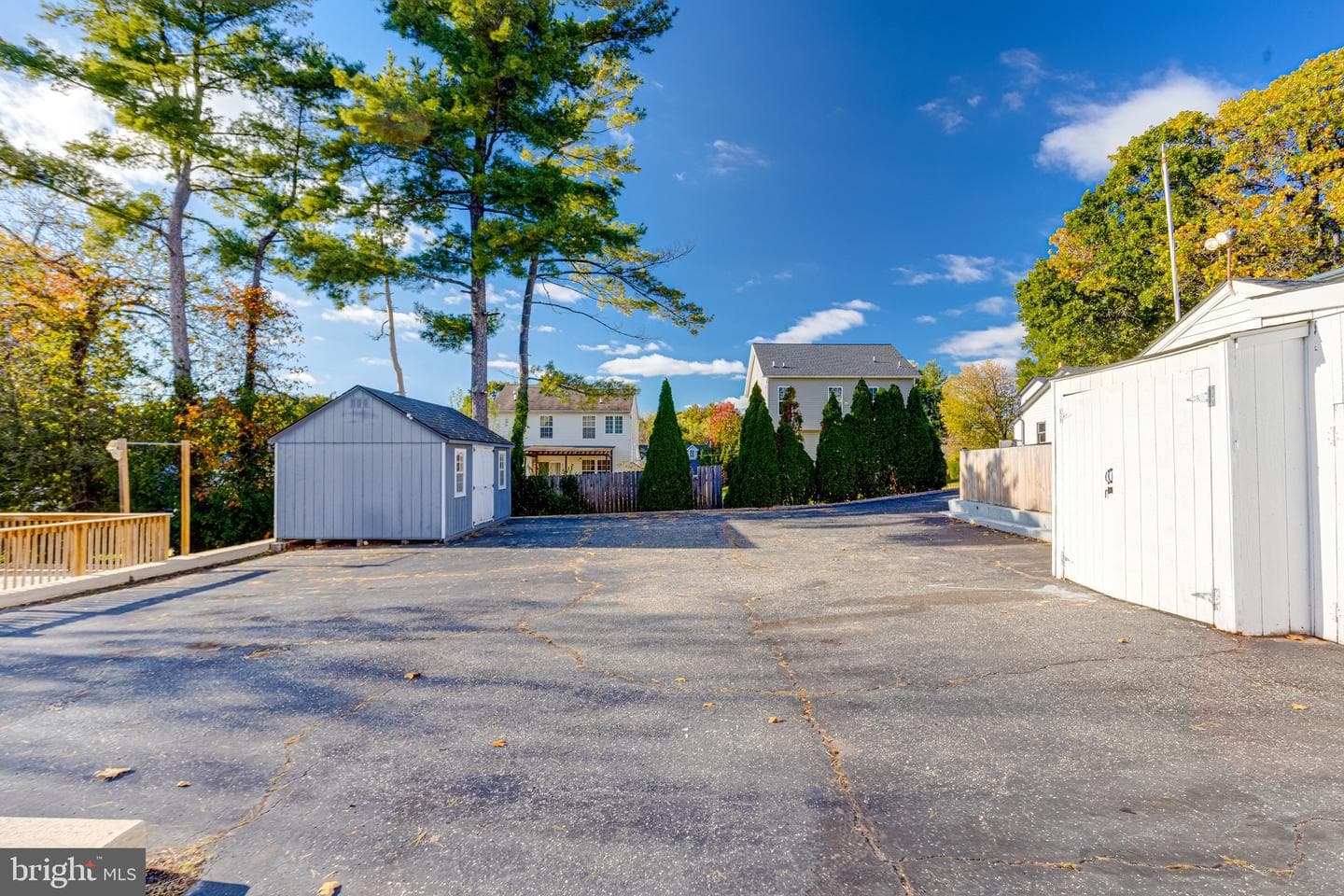 1329 Pine Grove Avenue photo 94