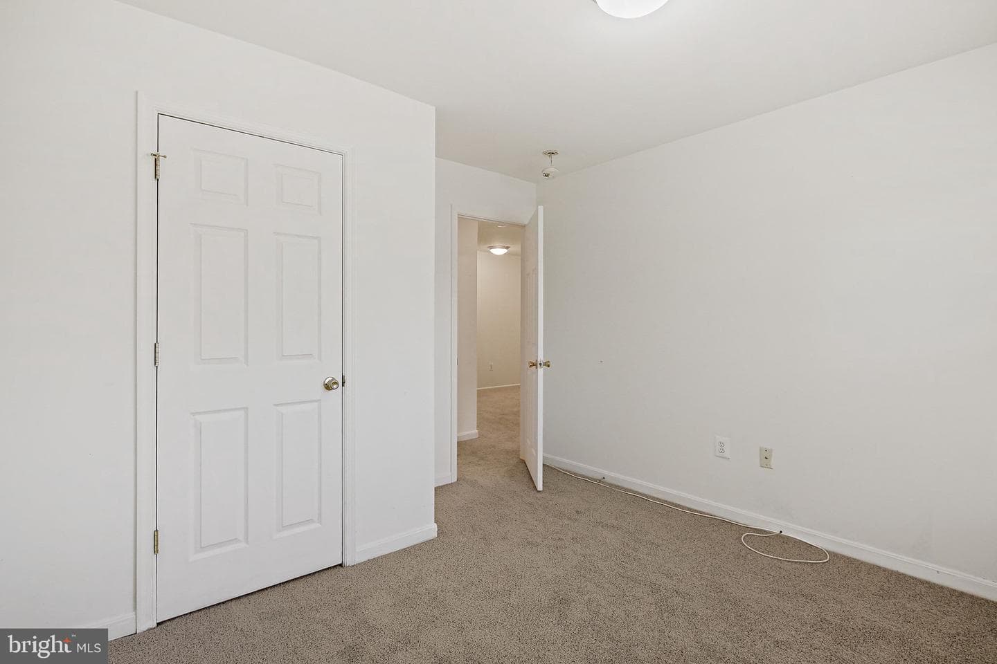 8422 Merryview Drive photo 19