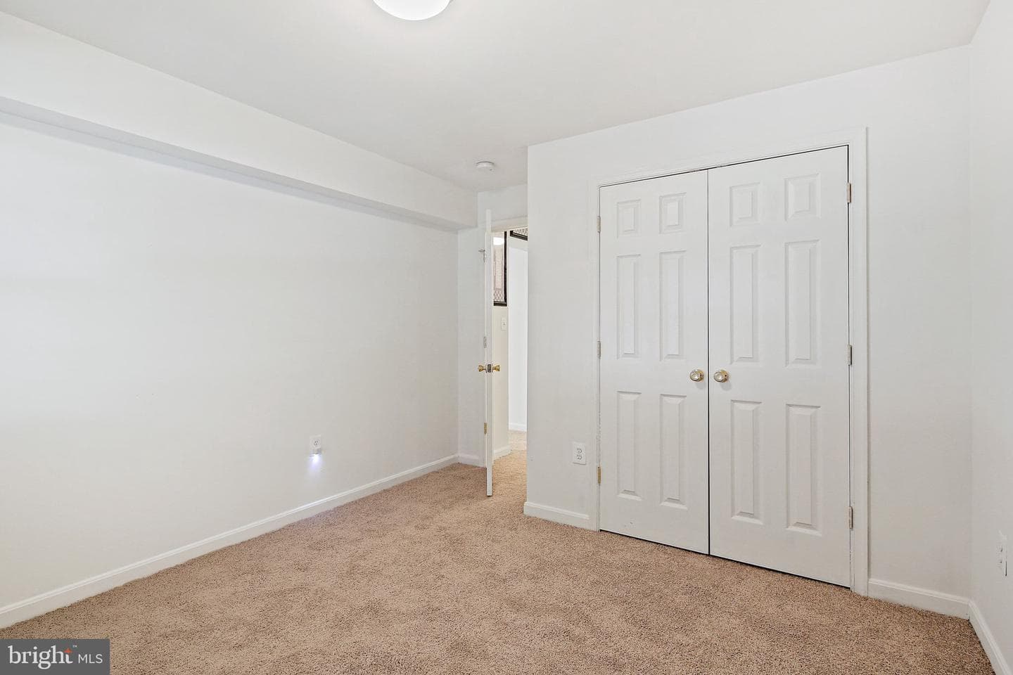 8422 Merryview Drive photo 21