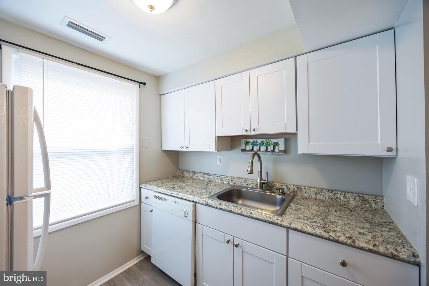 12322 Bonmot Place photo 15