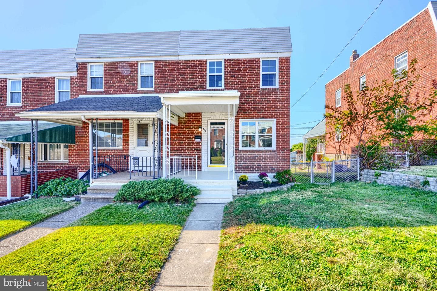 644 48th Street photo 1