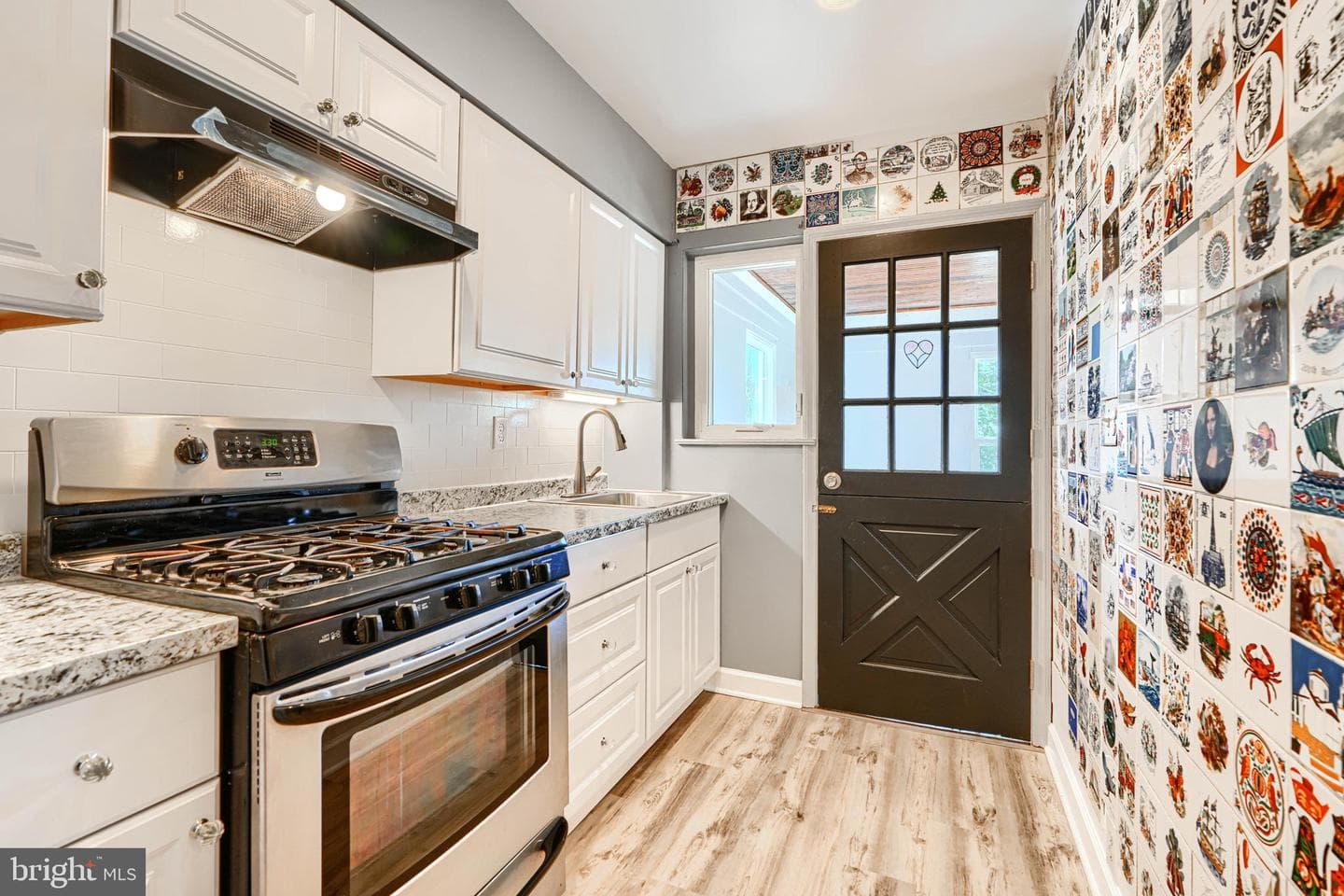 644 48th Street photo 11