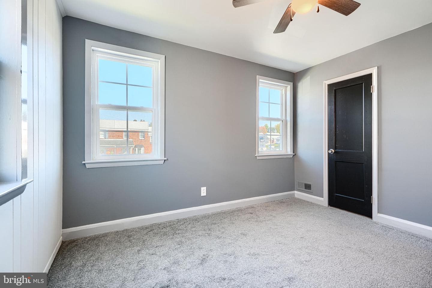 644 48th Street photo 18