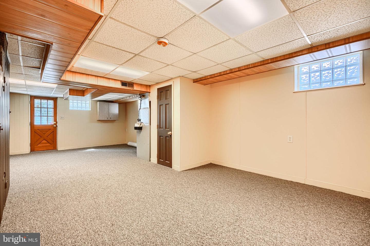 644 48th Street photo 31
