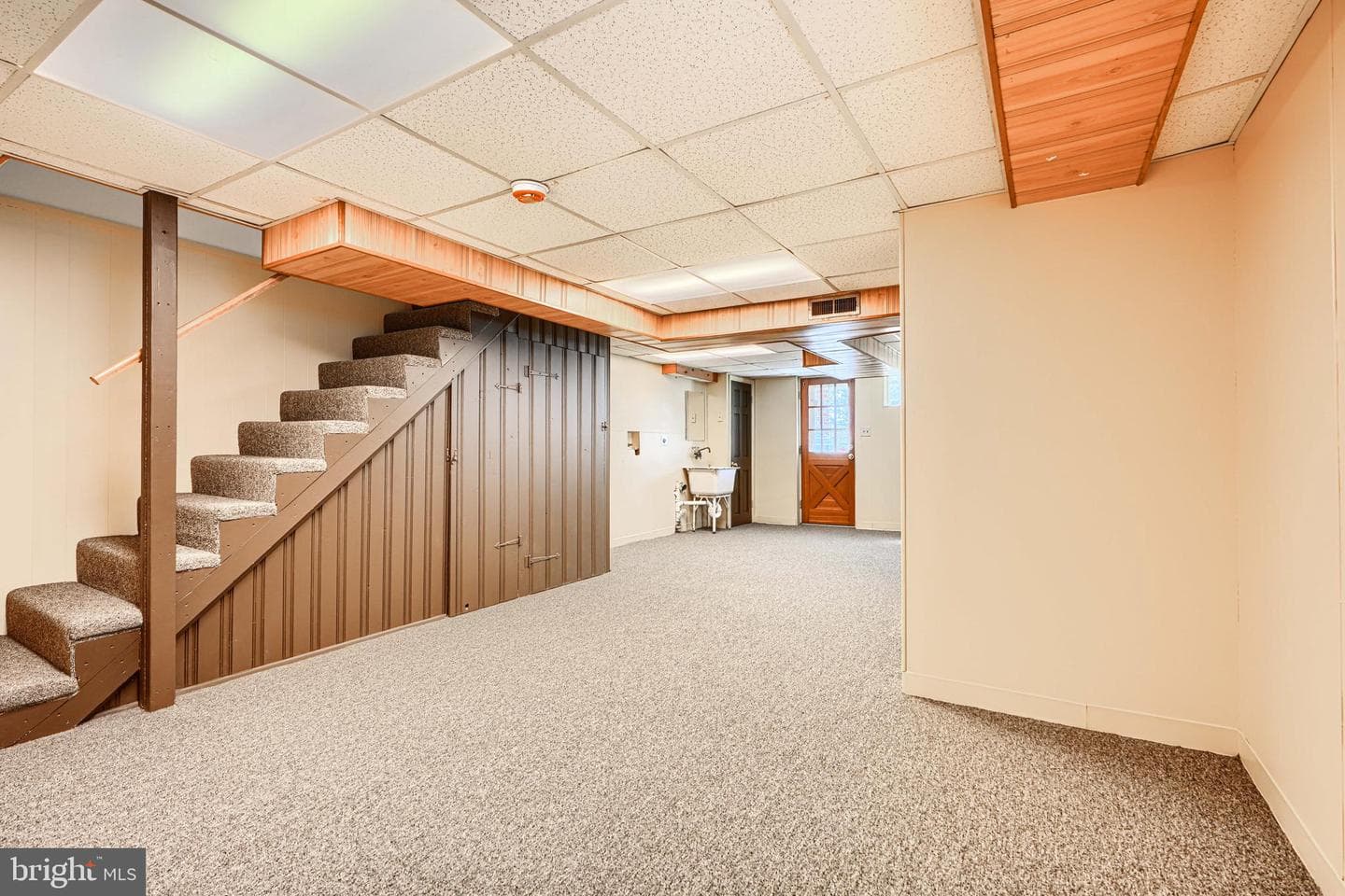 644 48th Street photo 32