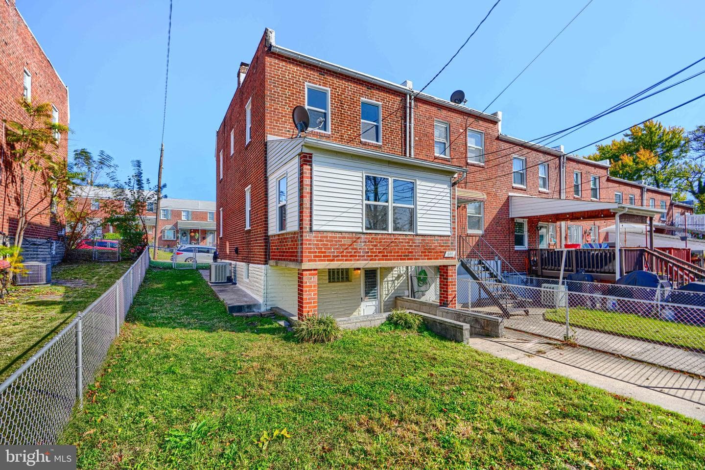 644 48th Street photo 34