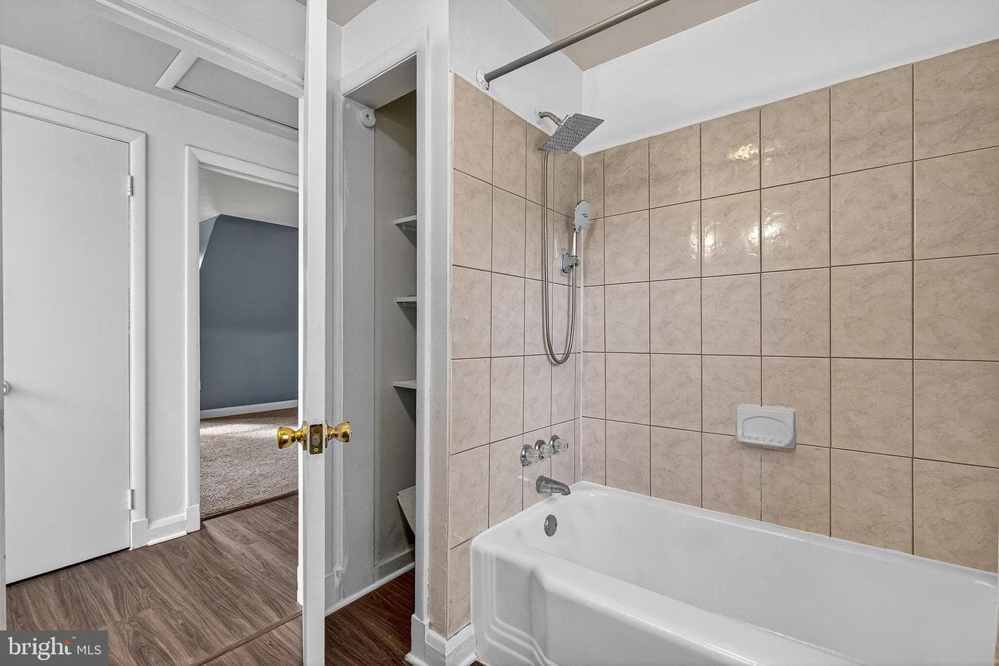 9124 Liberty photo 14