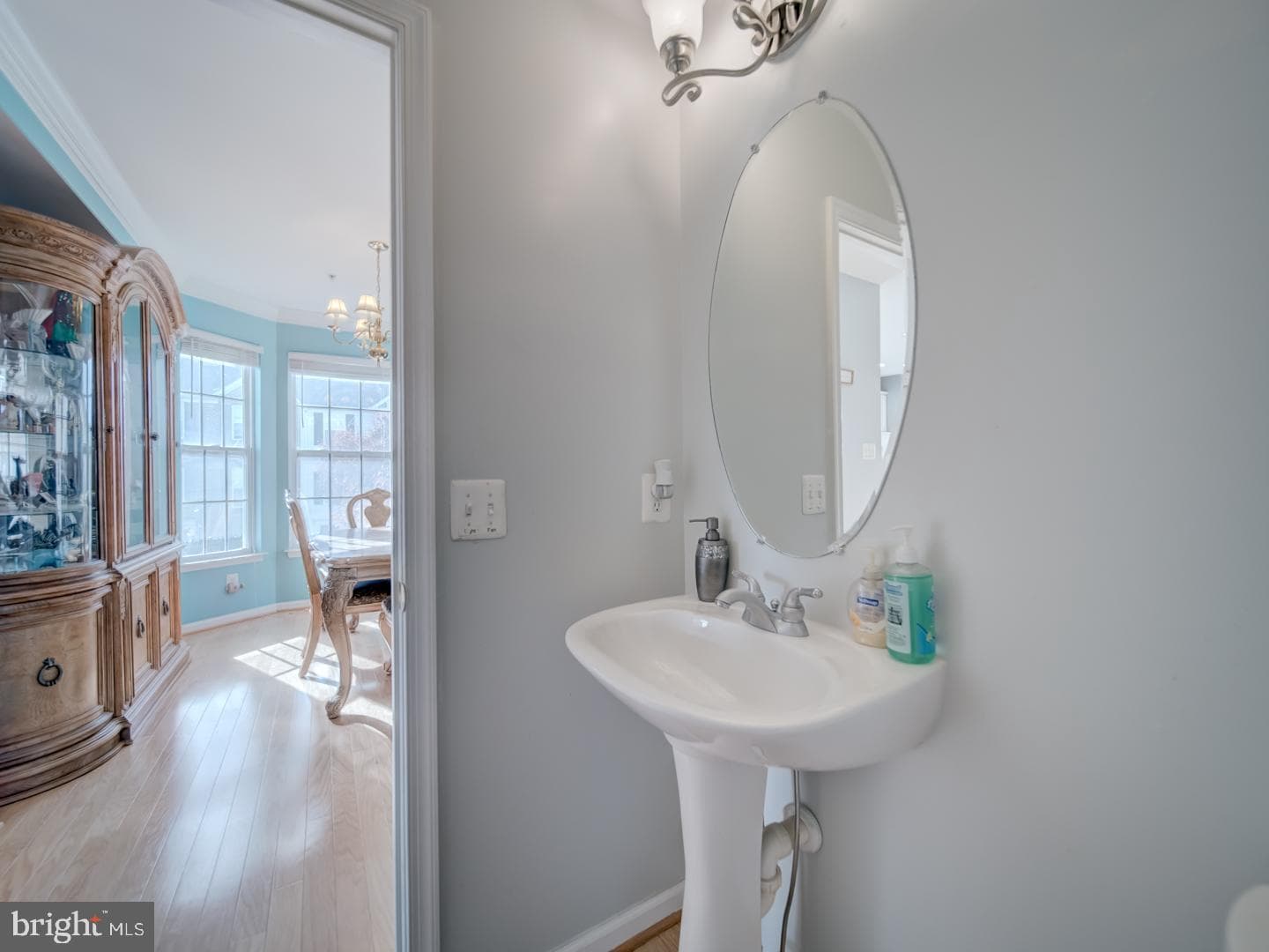 815 Lowe Road photo 22