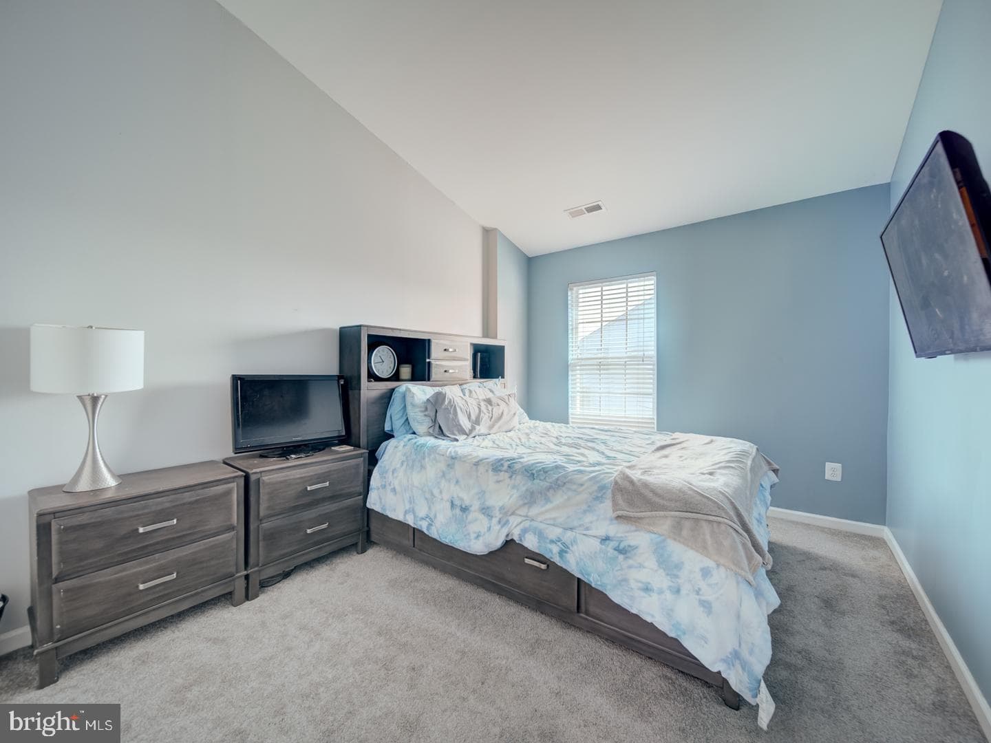 815 Lowe Road photo 31