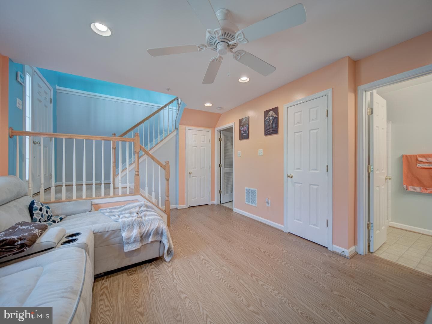 815 Lowe Road photo 7