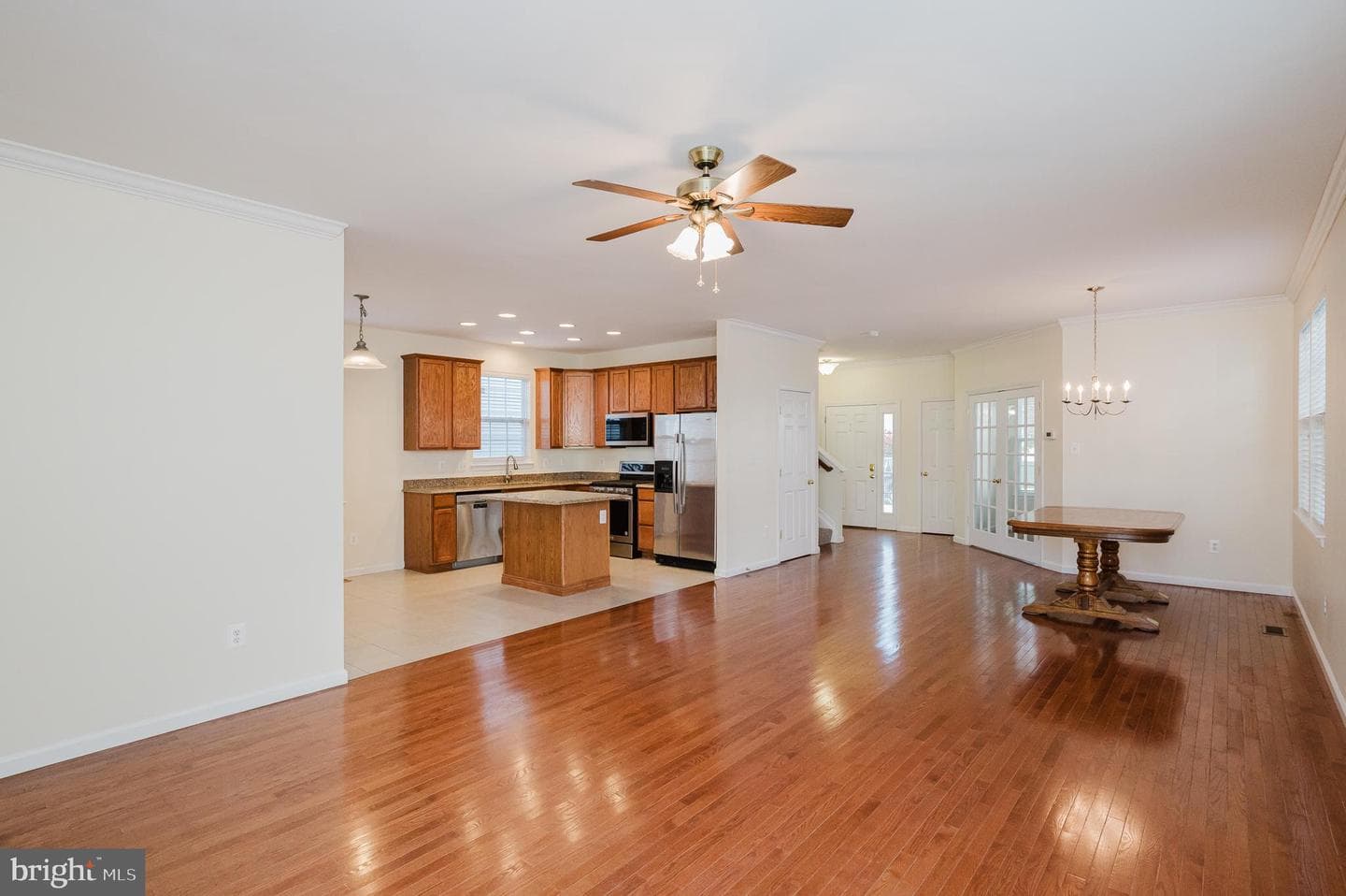 719 Macdill Rd photo 5