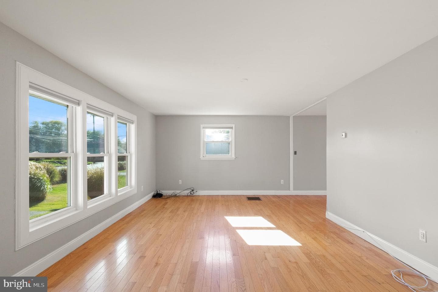 1206 Ingleside Avenue photo 3