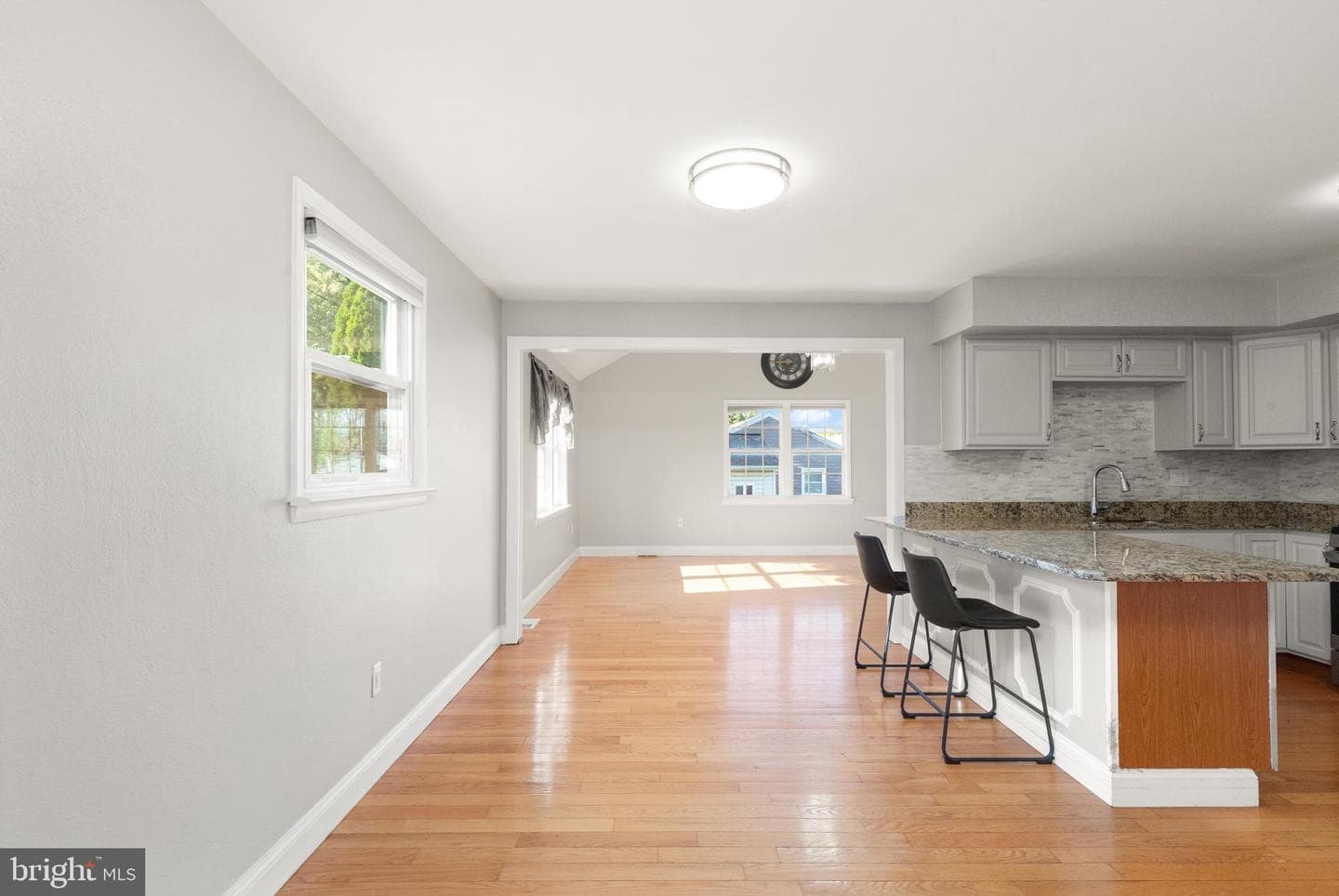 1206 Ingleside Avenue photo 5