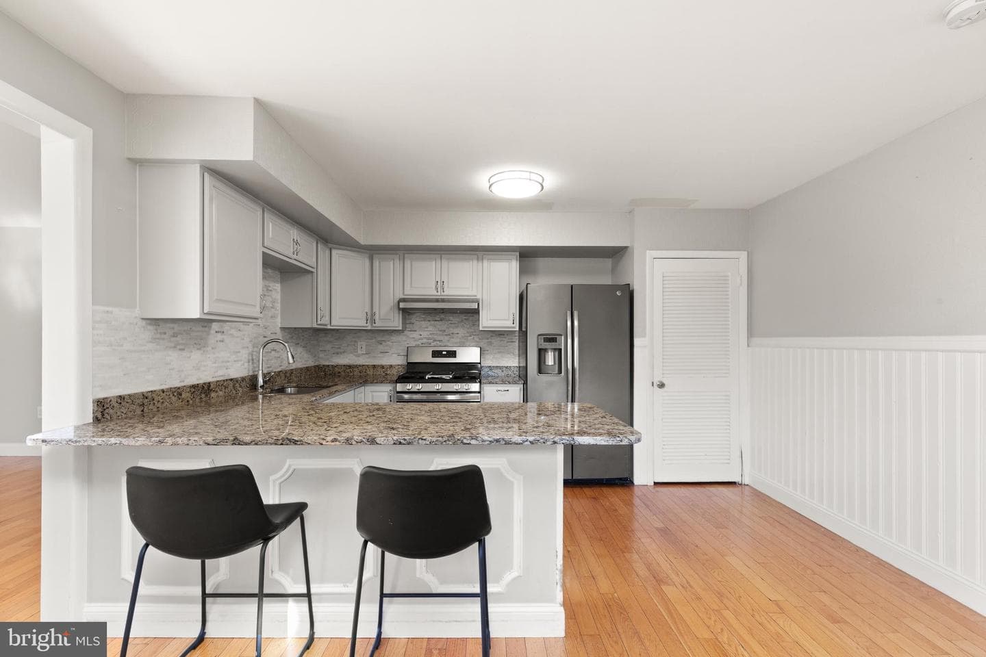 1206 Ingleside Avenue photo 6