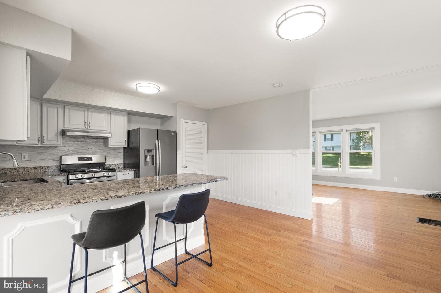 1206 Ingleside Avenue photo 9