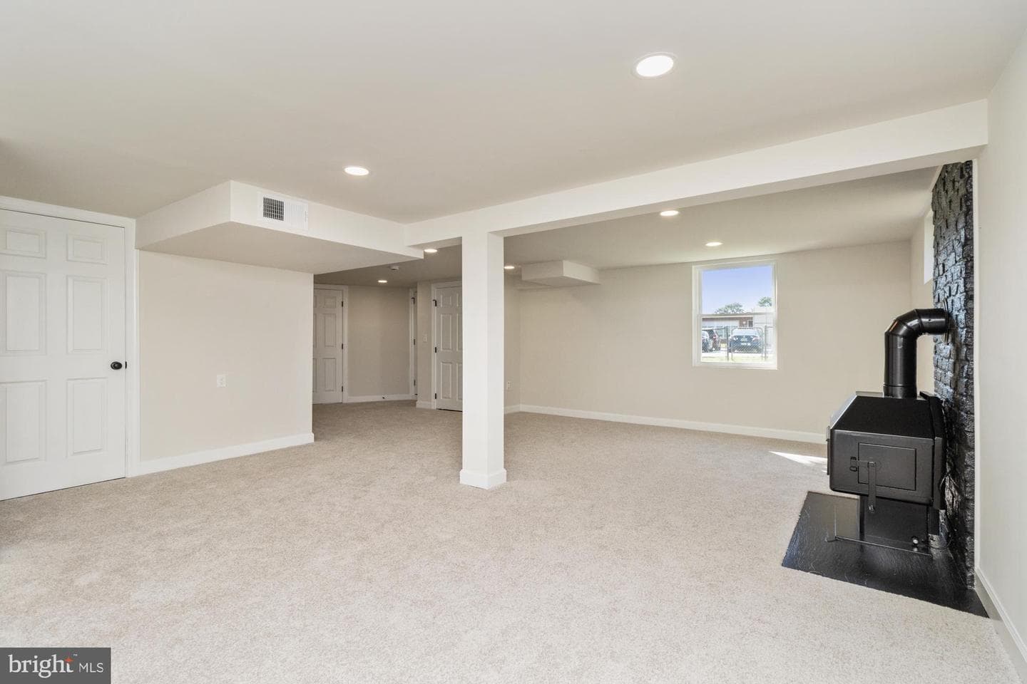 8016 Harris Avenue photo 24