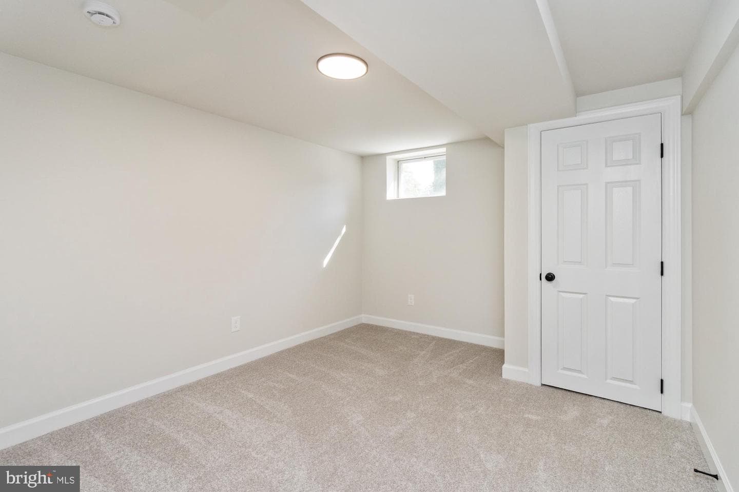 8016 Harris Avenue photo 26
