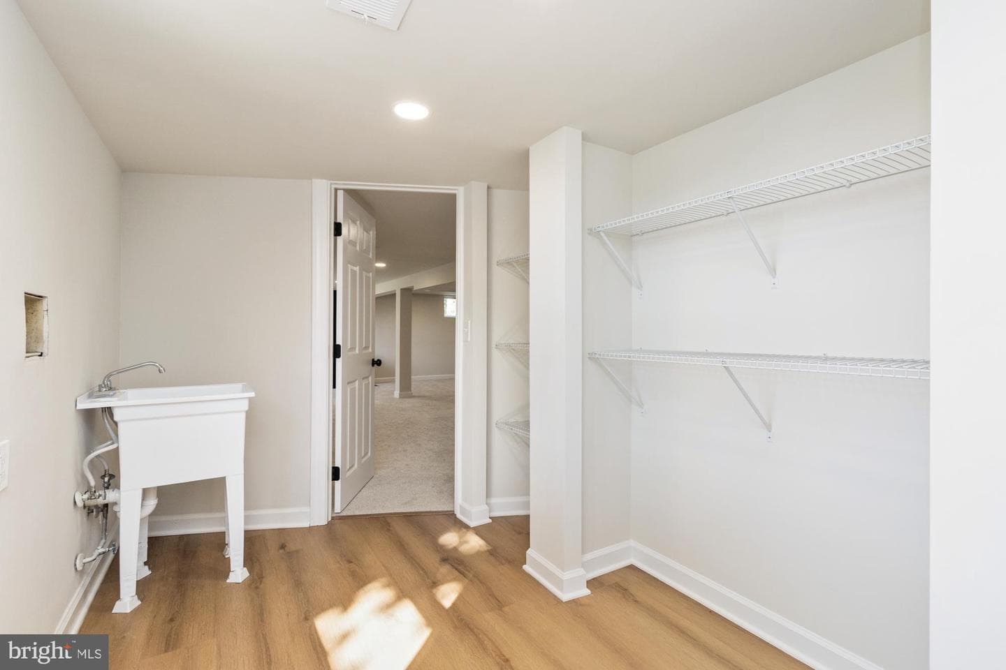 8016 Harris Avenue photo 29