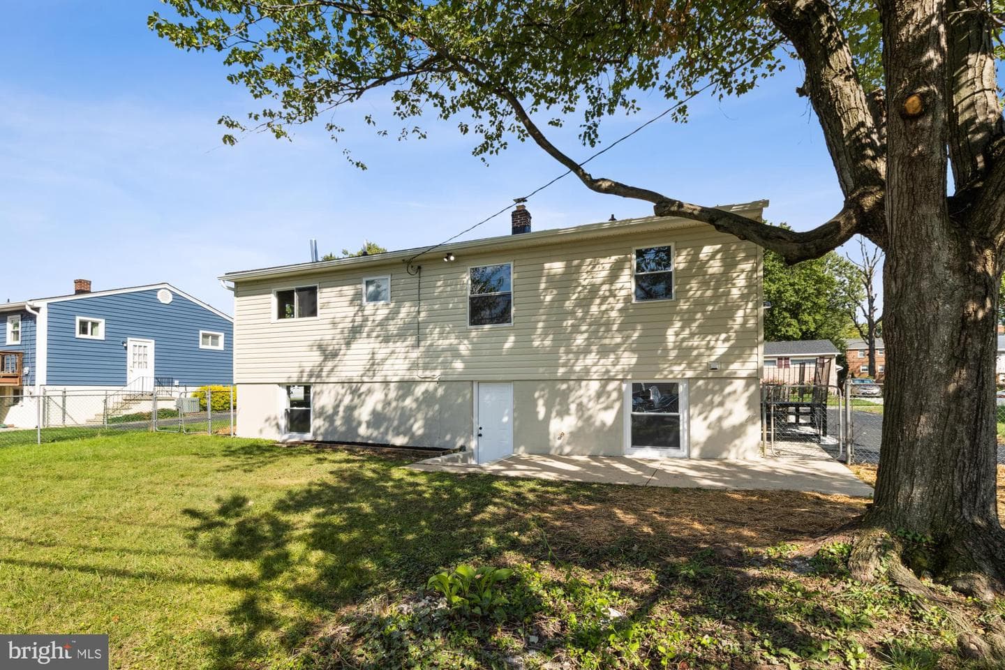 8016 Harris Avenue photo 32
