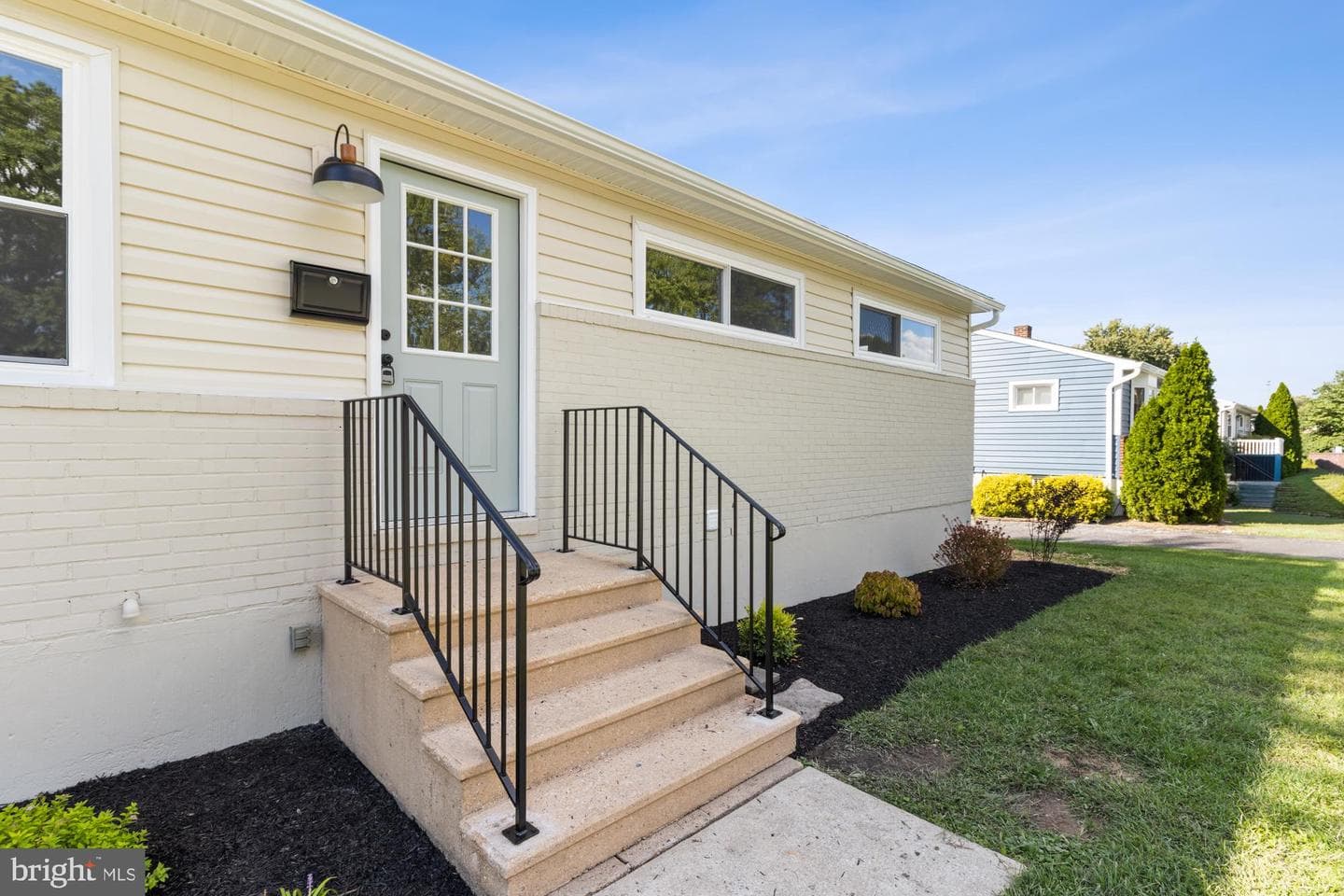 8016 Harris Avenue photo 34