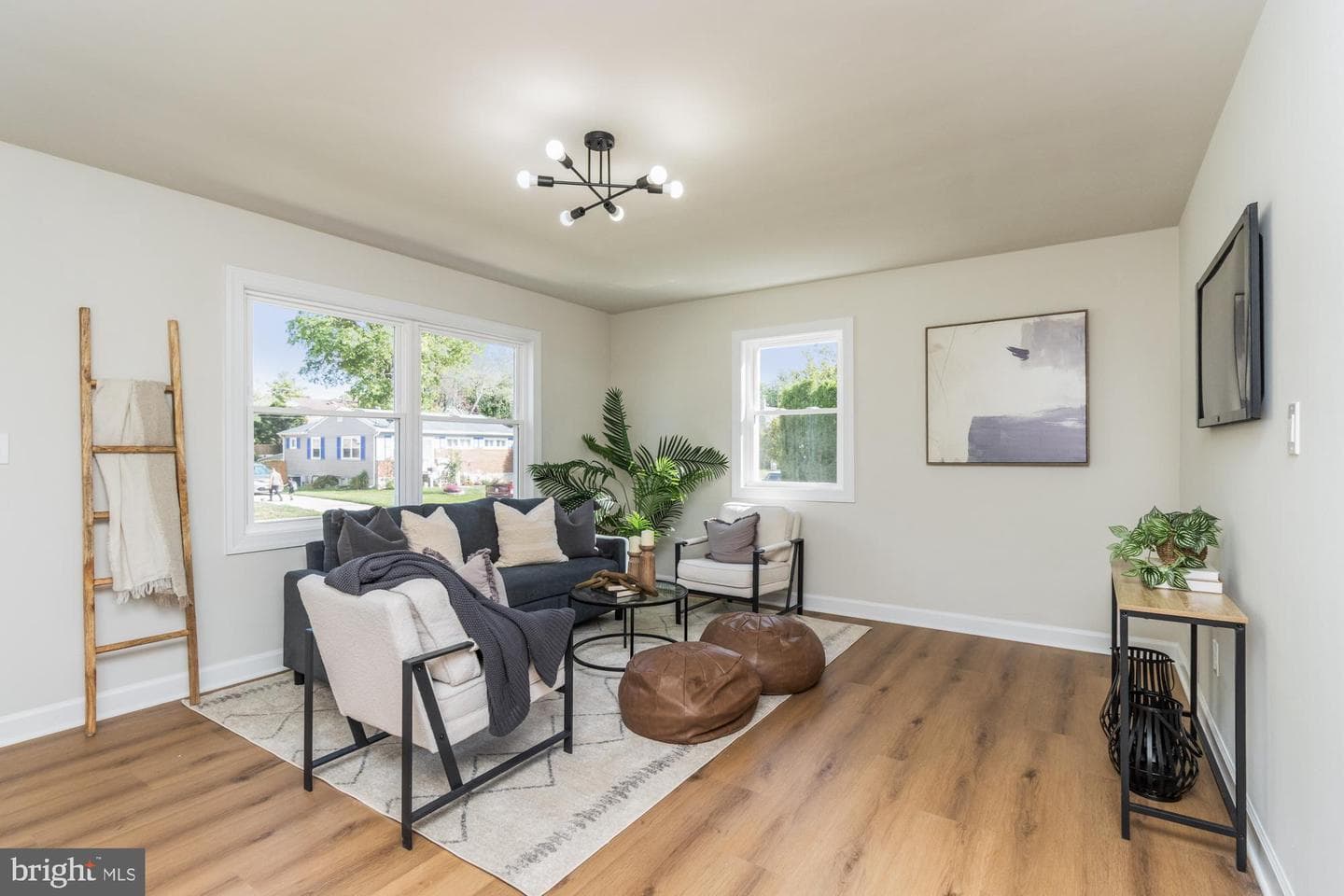 8016 Harris Avenue photo 4