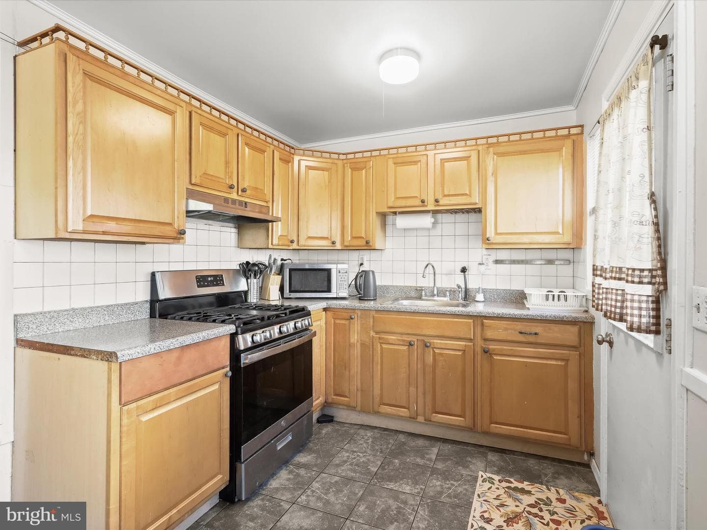 626 Dale Avenue photo 9
