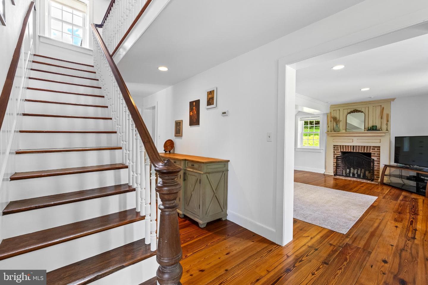 2212 River Bend Court photo 4