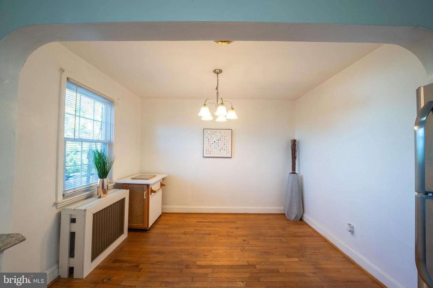 913 Maiden Choice Lane photo 6
