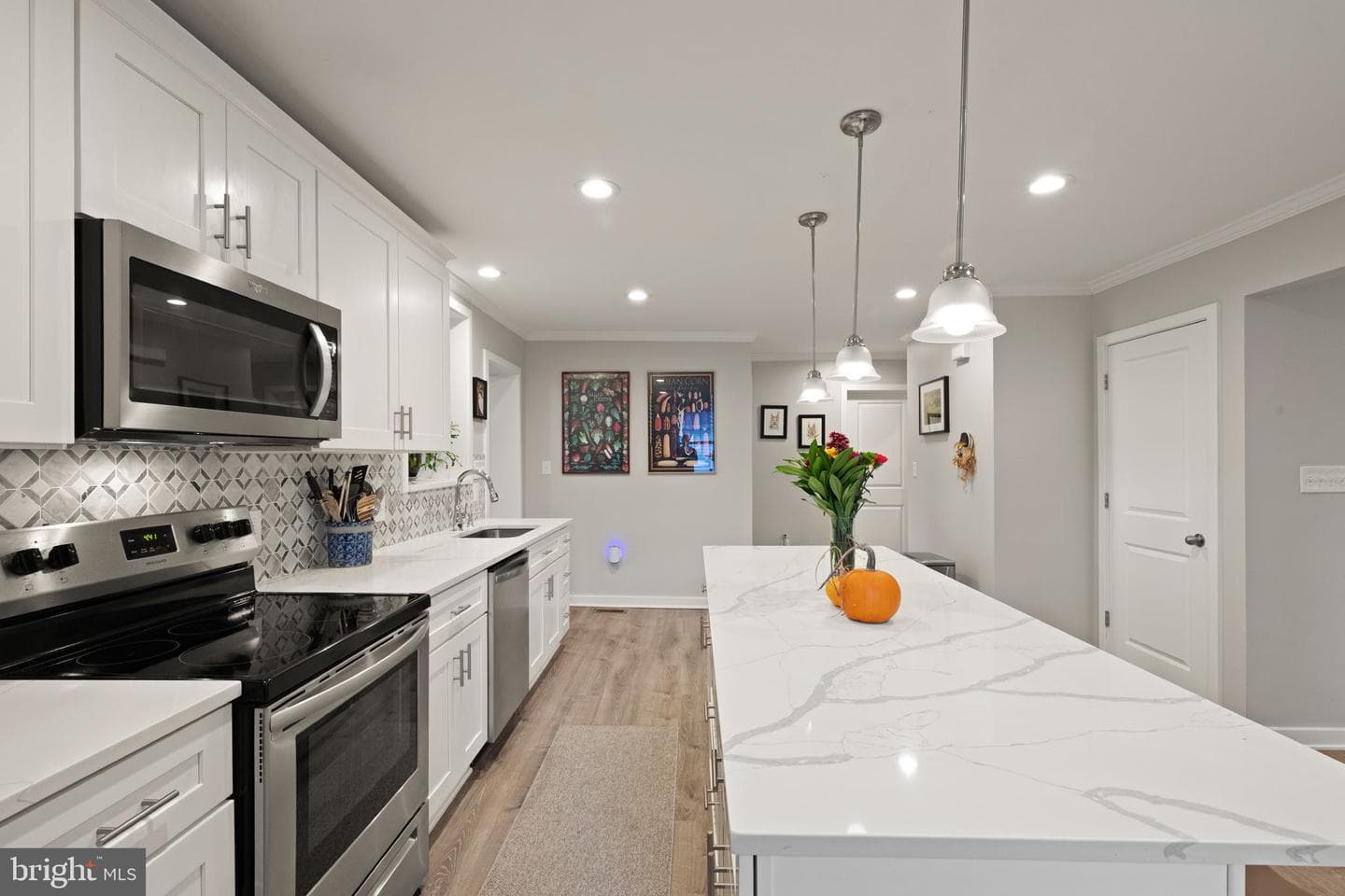1813 Sunnyside Lane photo 10