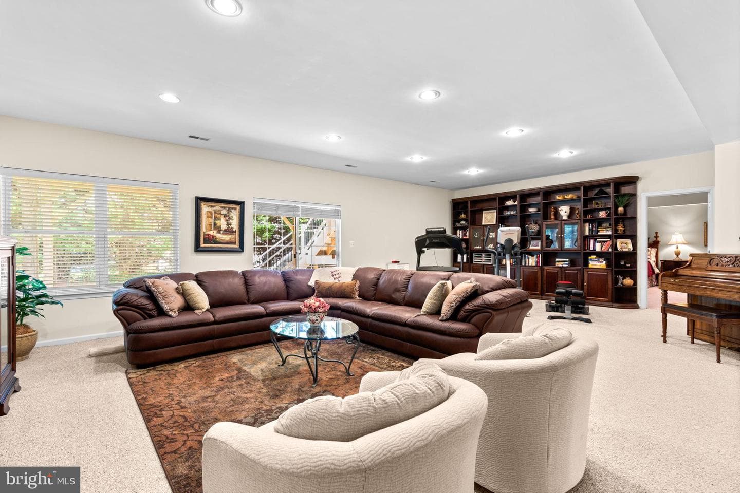 8915 Grummore Circle photo 45