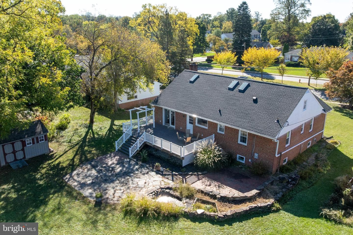 2110 Edmondson Avenue photo 41