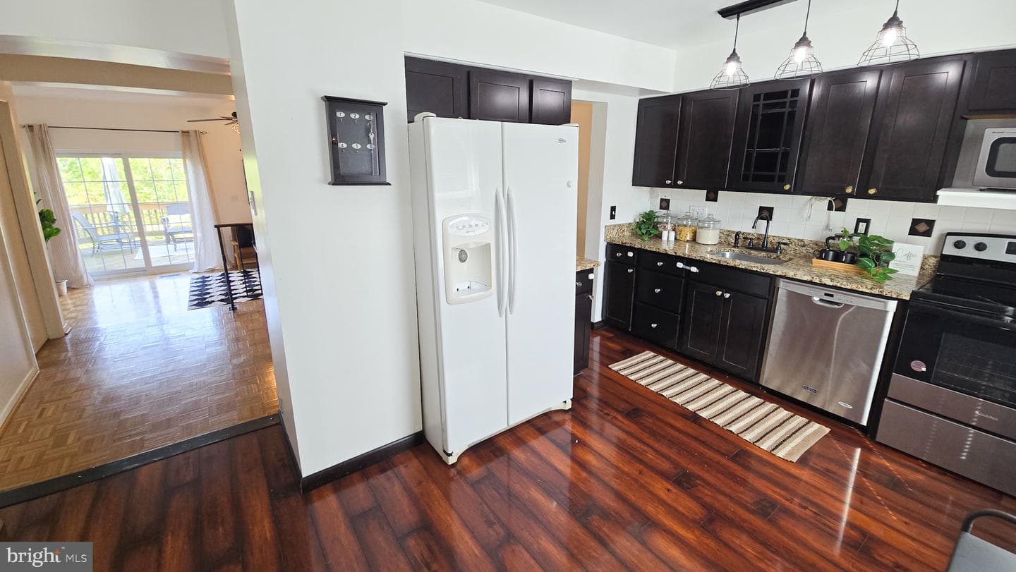 24 Neves Court photo 4