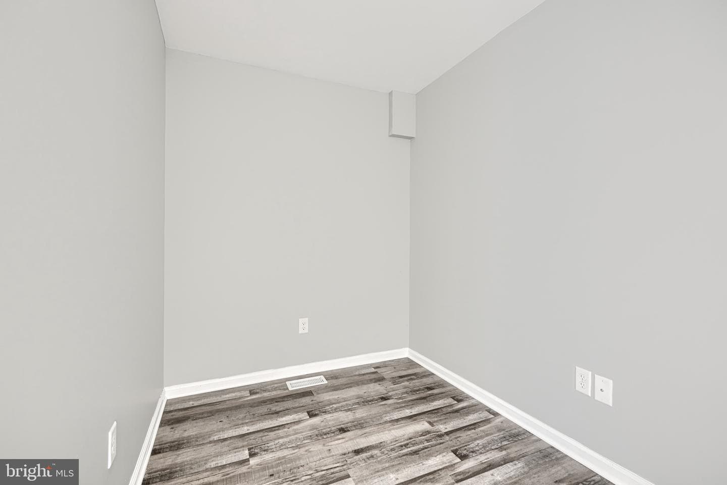 213 Colgate Avenue photo 14