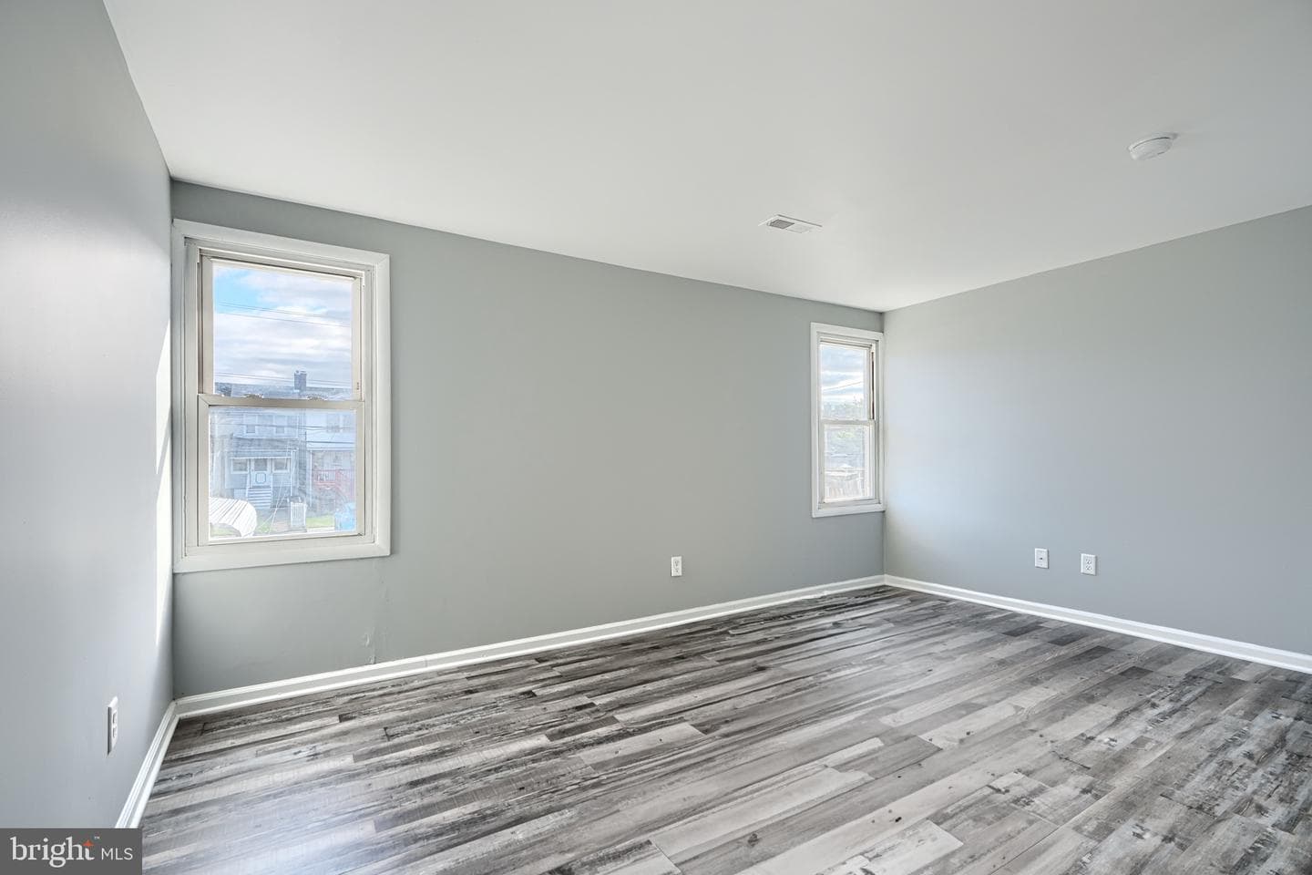 213 Colgate Avenue photo 15
